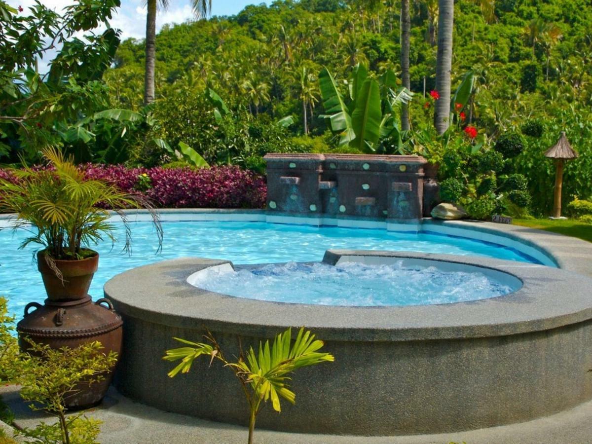 Coco Beach Island Resort Puerto Galera Exterior photo